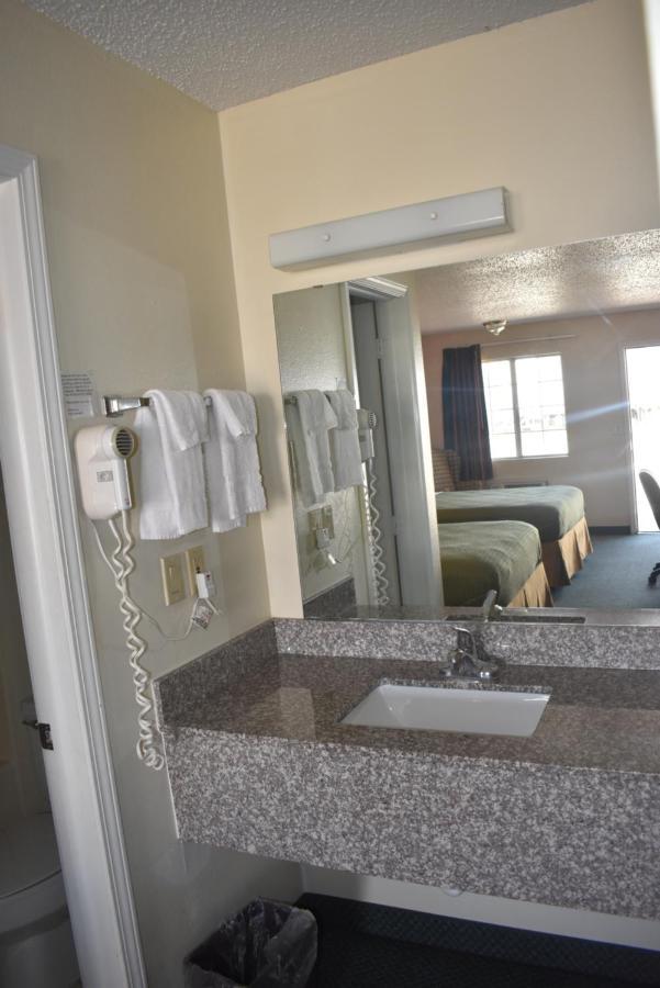 Royal Inn Springdale Luaran gambar